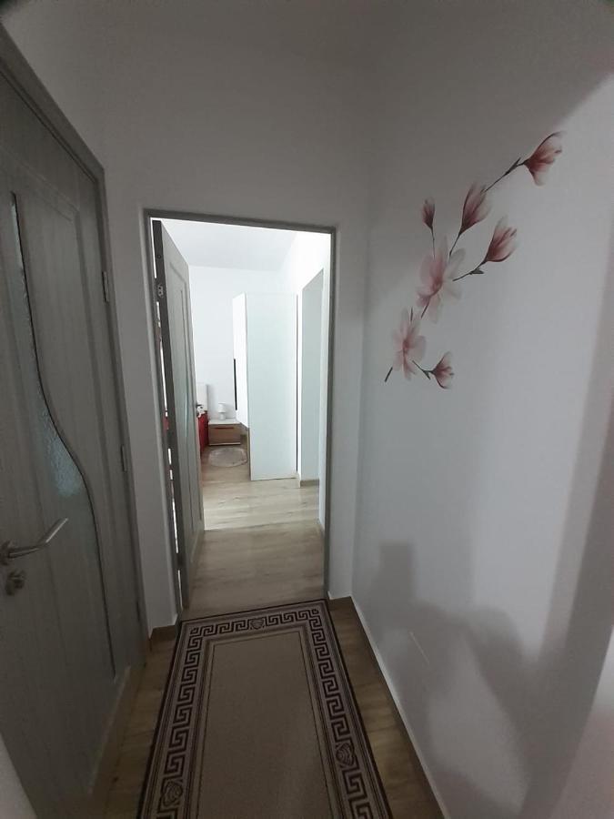 Apartament Ultra Central Marly Gura Humorului Dış mekan fotoğraf