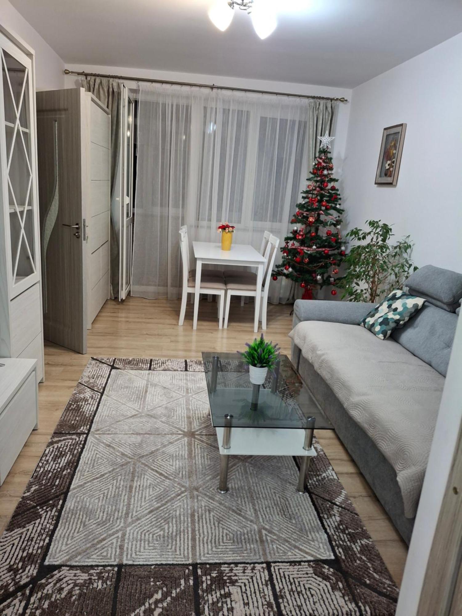Apartament Ultra Central Marly Gura Humorului Dış mekan fotoğraf