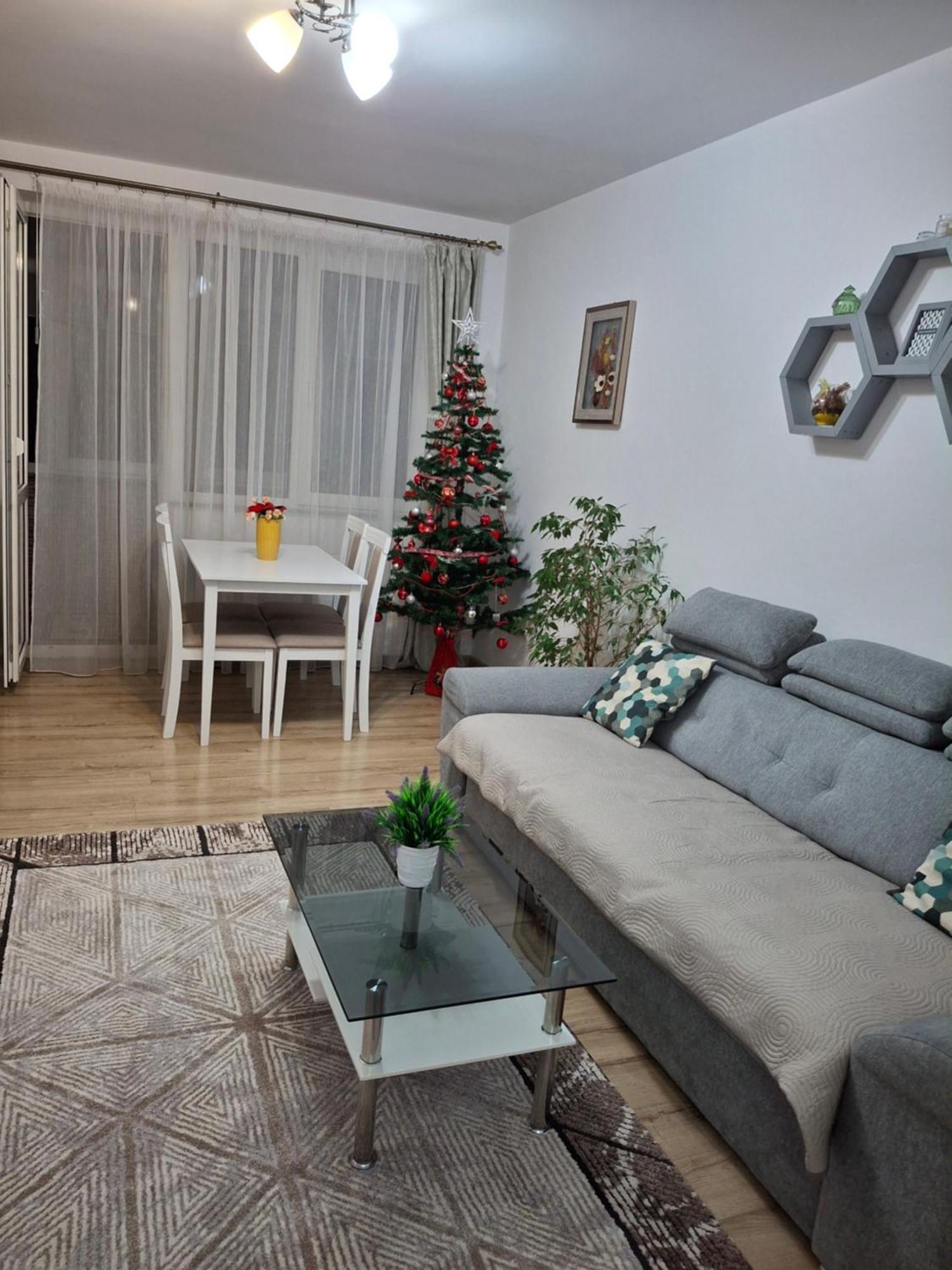Apartament Ultra Central Marly Gura Humorului Dış mekan fotoğraf